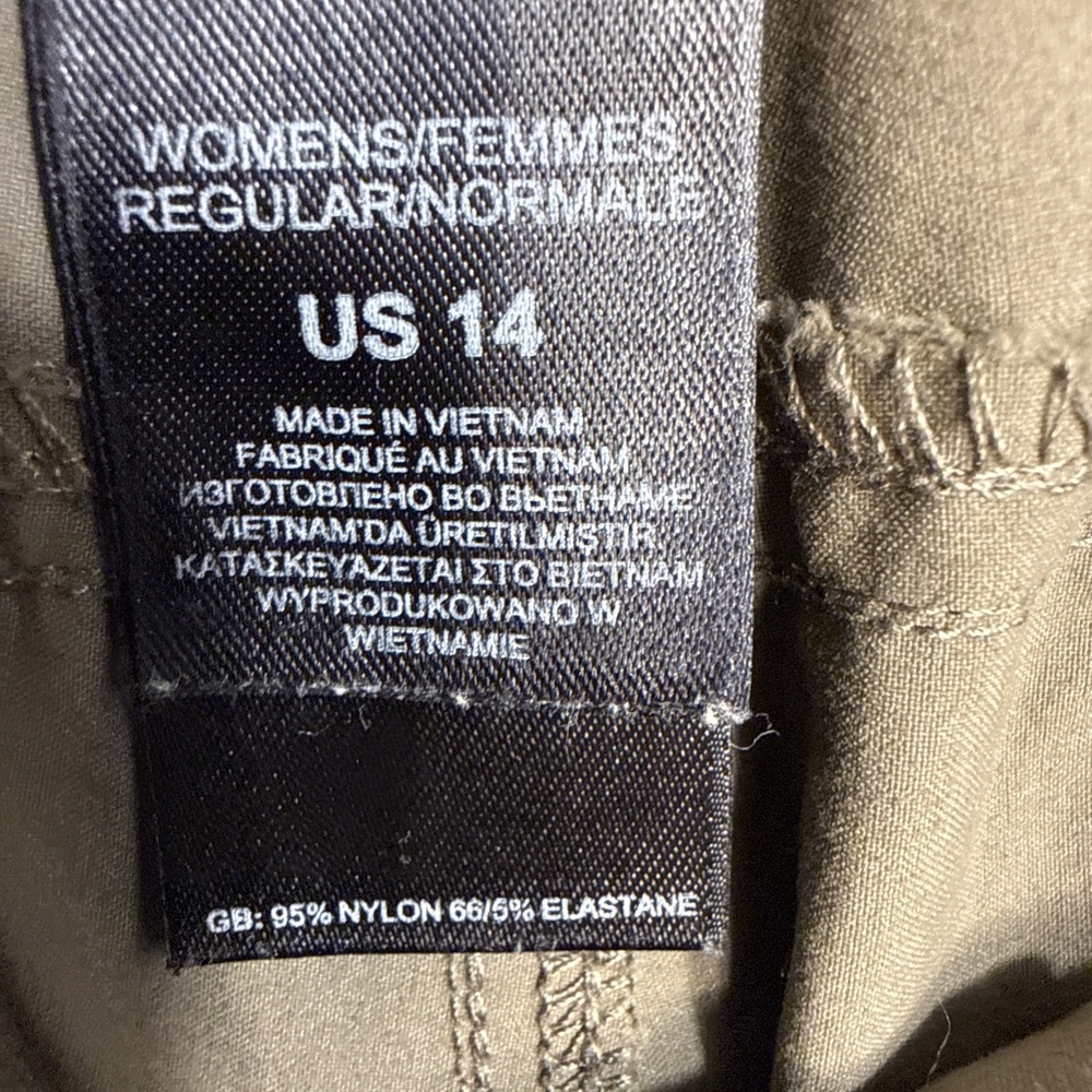 North Face Shorts Womens 14 Hiking Outdoor Quick Dry Trail Zip Pockets - Picture 7 of 9